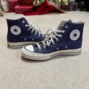 Converse CHUCK TAYLOR CORE HI Navy Blue High-Tops with White Details size 9